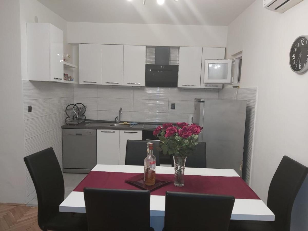 Apartment Ema Сплит Екстериор снимка
