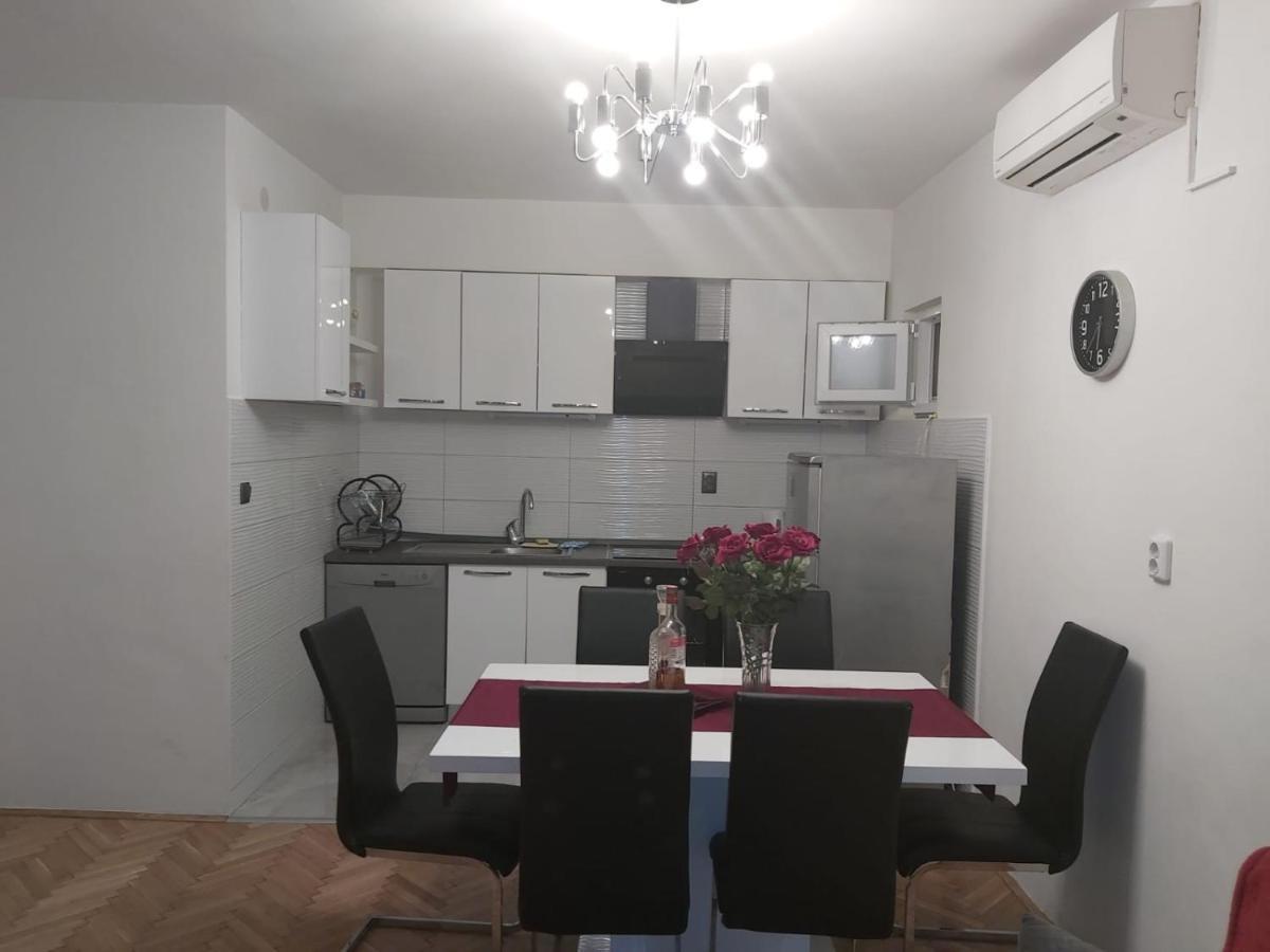 Apartment Ema Сплит Екстериор снимка