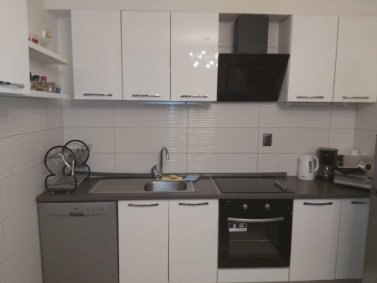 Apartment Ema Сплит Екстериор снимка