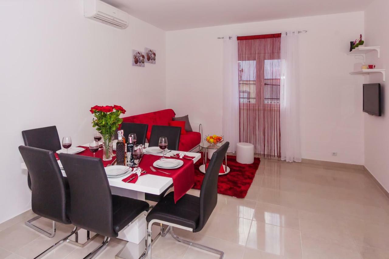 Apartment Ema Сплит Екстериор снимка